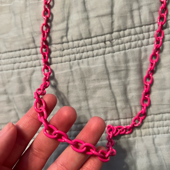 ◻️AEROPOSTALE: Girl’s one size, long pink chain necklace, preowned◻️ - Picture 5 of 6